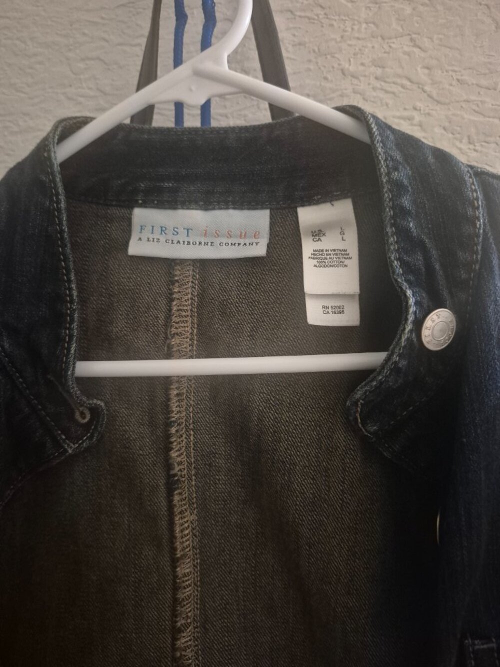 Jean jacket - Picture 2 of 3